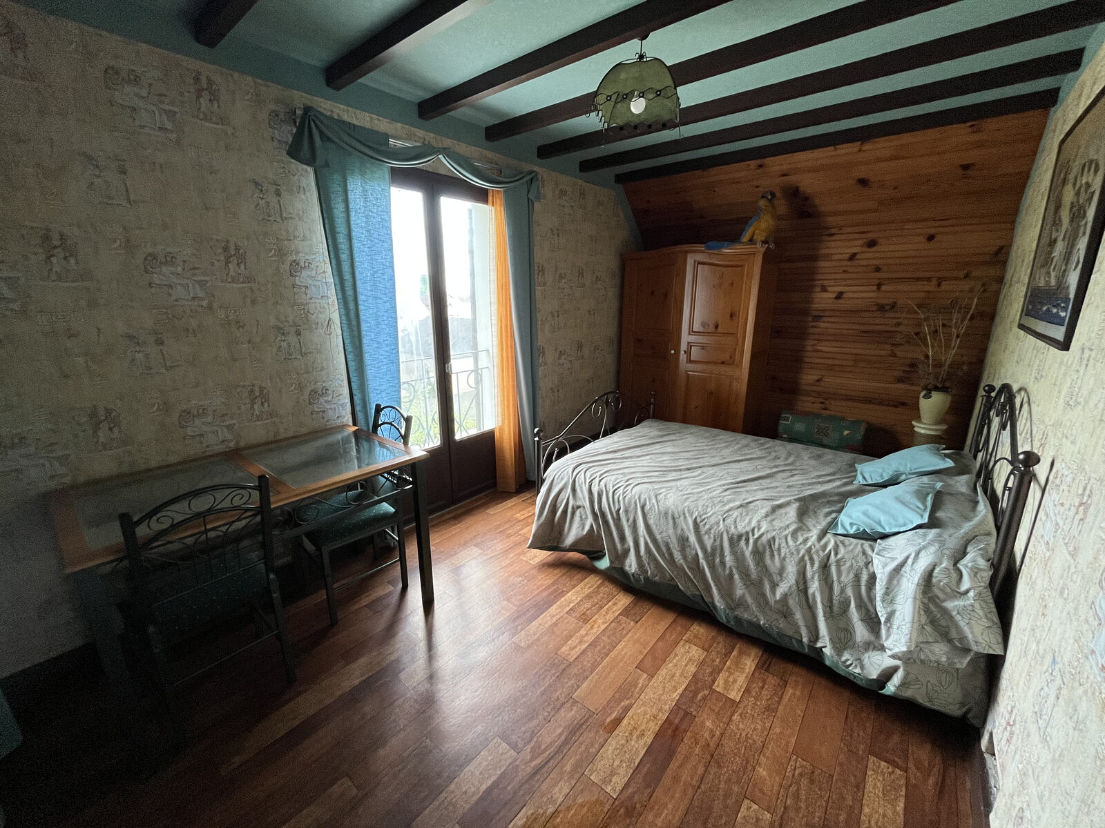 Chambre 1 avec lit double